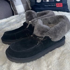 EUC UGG Diara Ankle Boots - Size 11